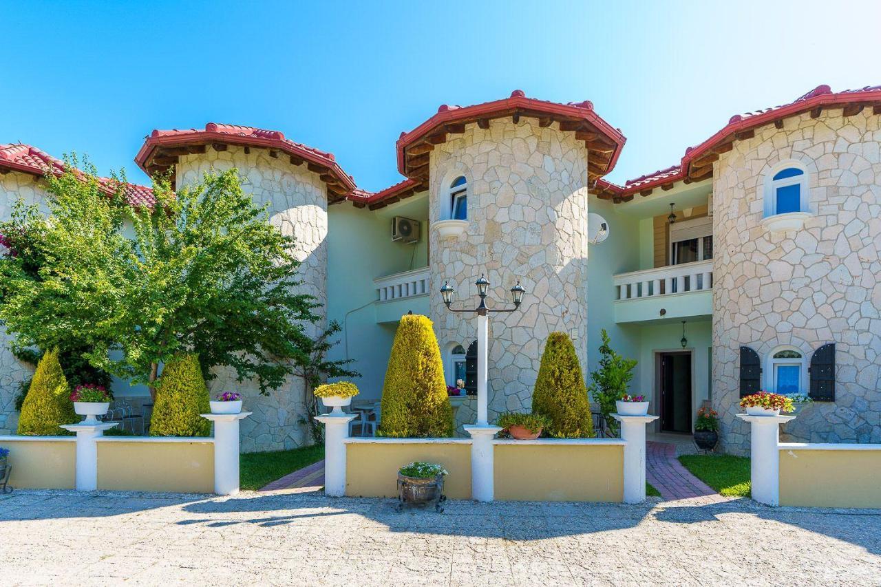 Apartments Alexandros Polychrono Luaran gambar