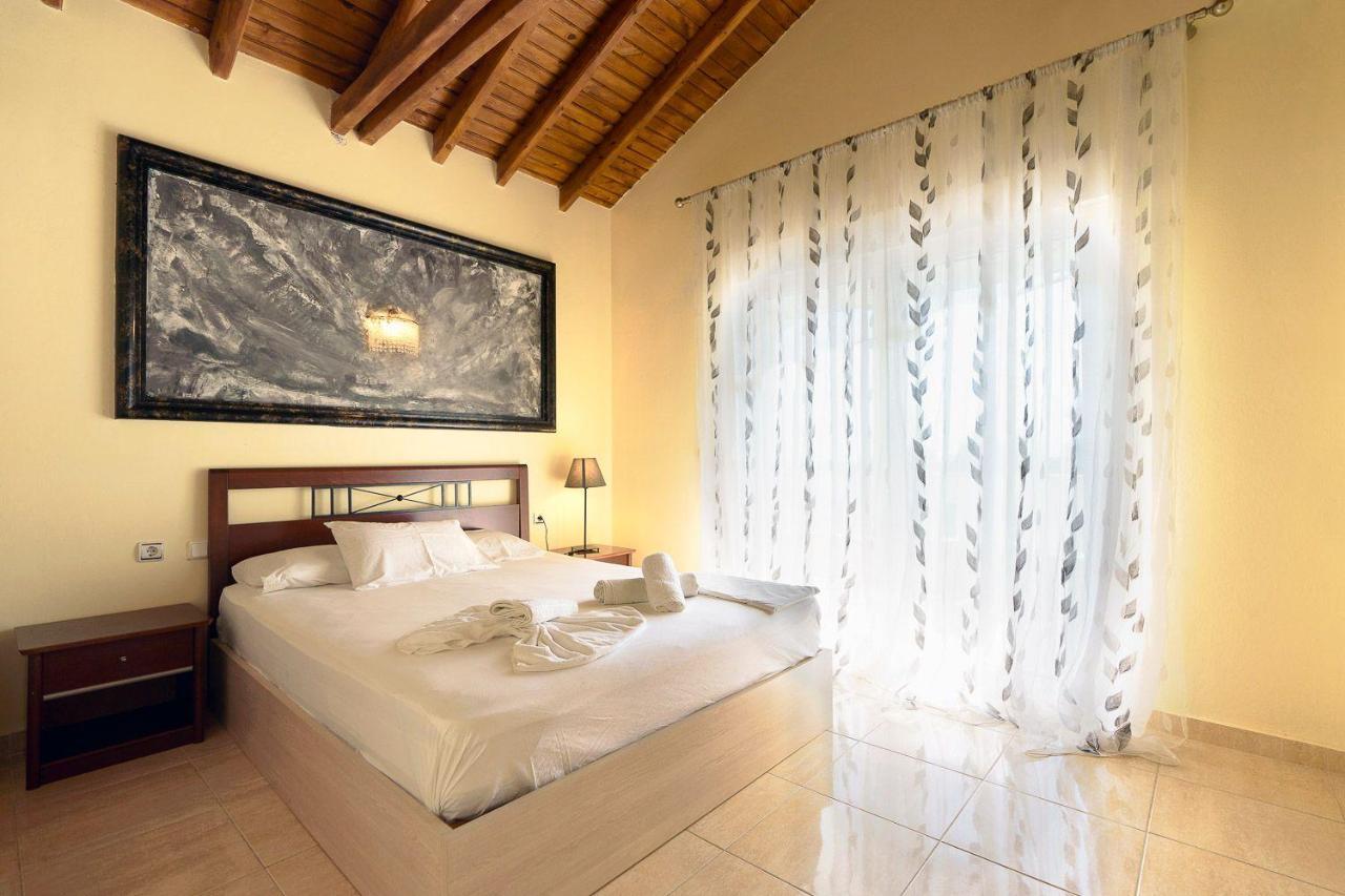 Apartments Alexandros Polychrono Luaran gambar