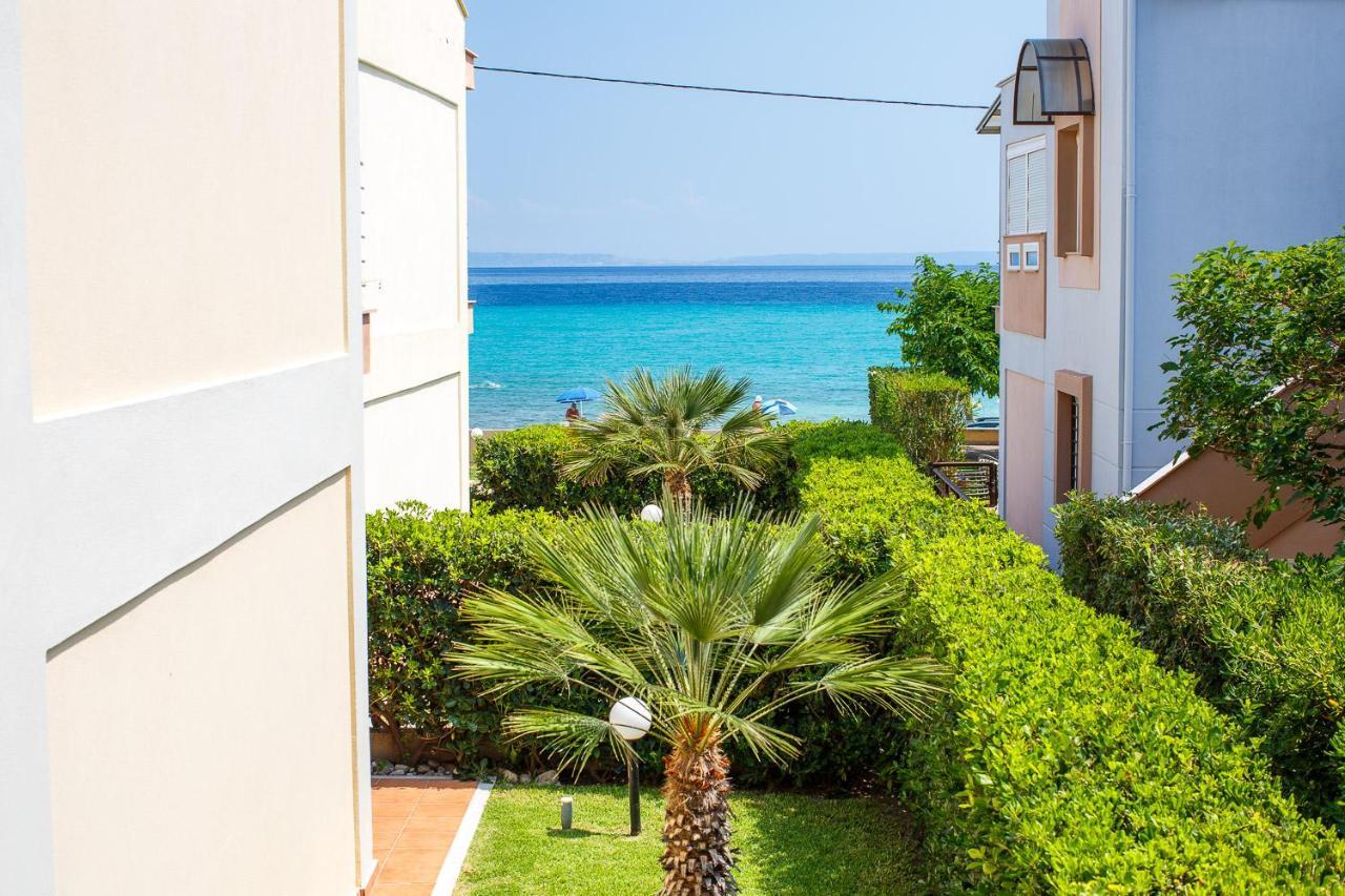 Apartments Alexandros Polychrono Luaran gambar