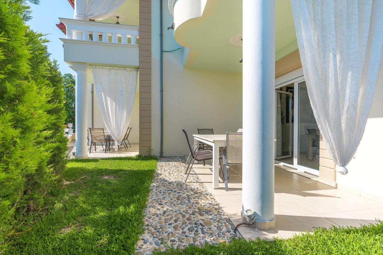 Apartments Alexandros Polychrono Luaran gambar